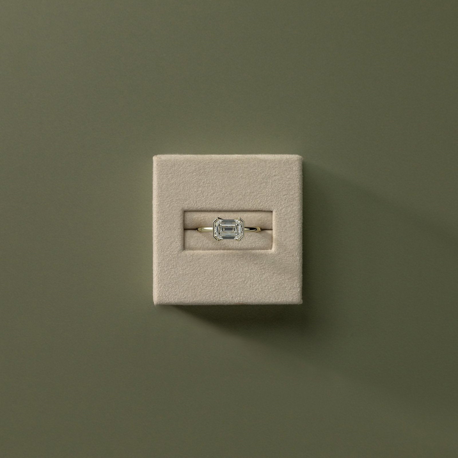 CUJ055