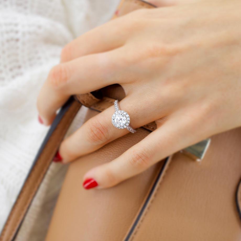 0.8 CT Round Halo & Pave Lab Grown Diamond Engagement Ring