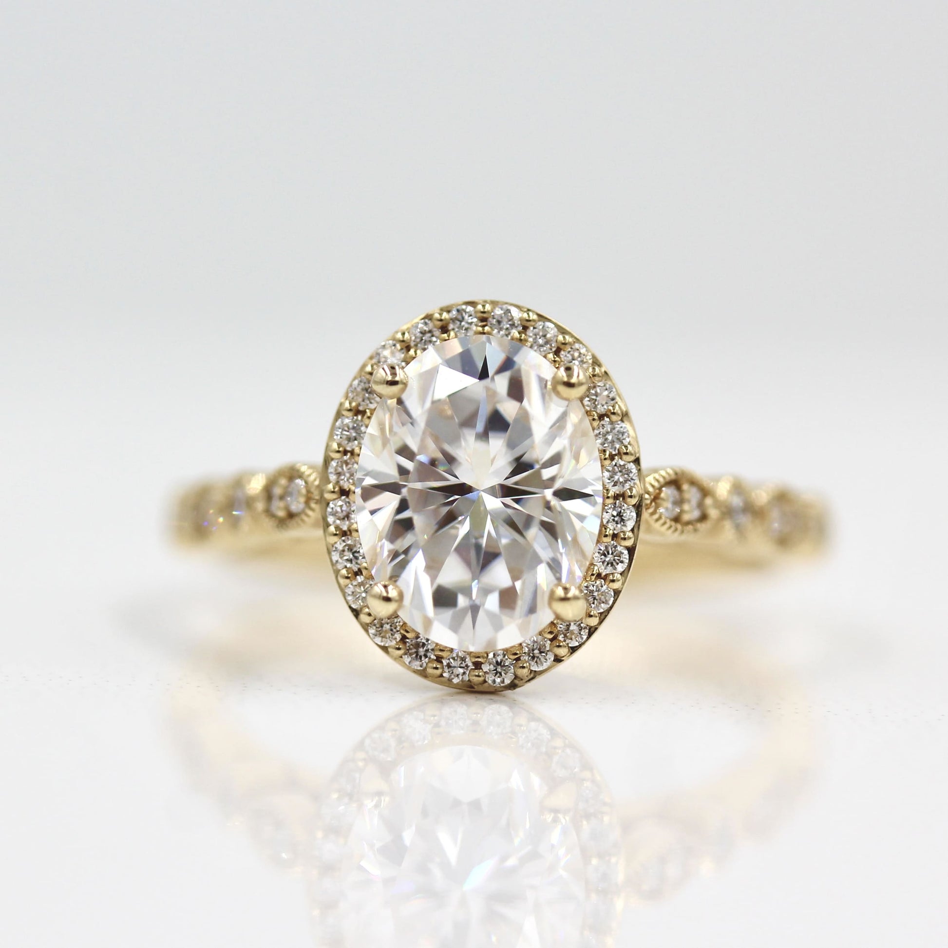 TCR011